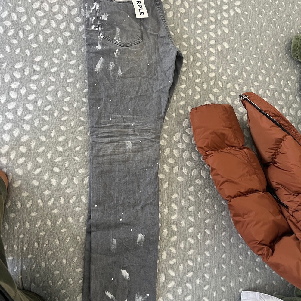Purple men's jean sz 33